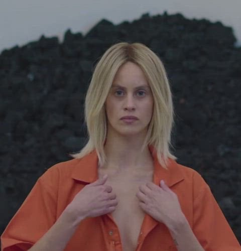 Milena Smit from The Nice and Hot Nude Pussy Reveal Video