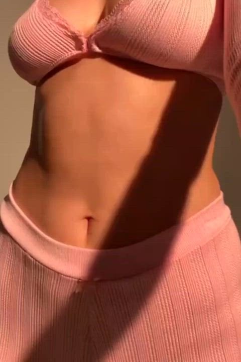 Millie Bobby Brown’s Sexy Ass Steals the Show in This Hot Clip