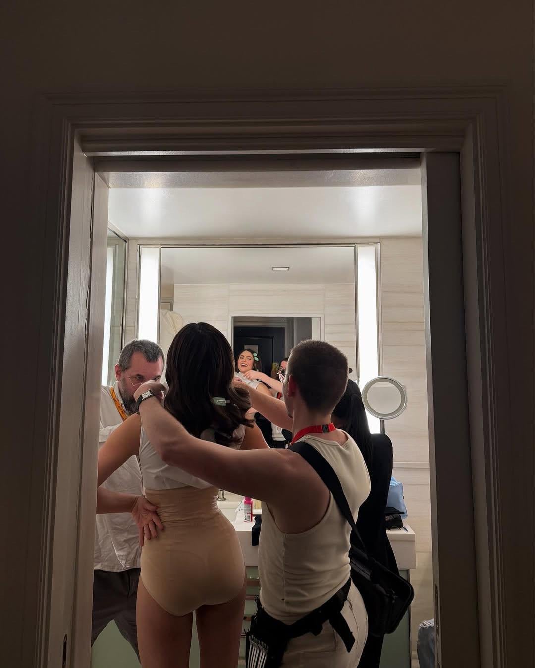 Monica Barbaro’s Hot Ass Steals the Spotlight in Sultry Clip