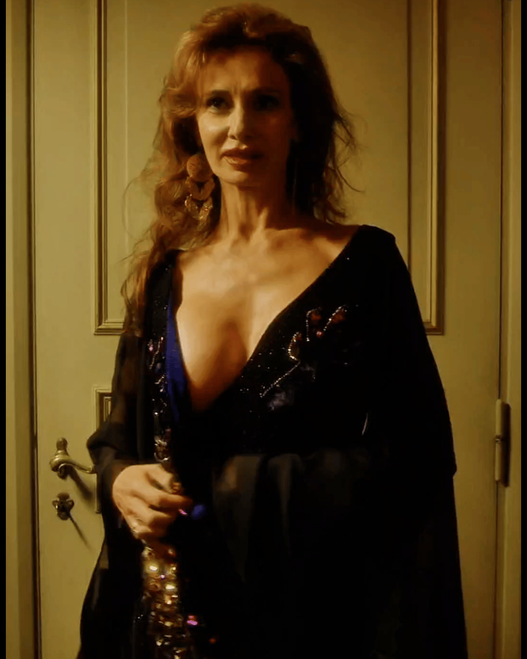 Monica Cetti Goes Wild in a Hot Scene from “The Young Pope” S01E07