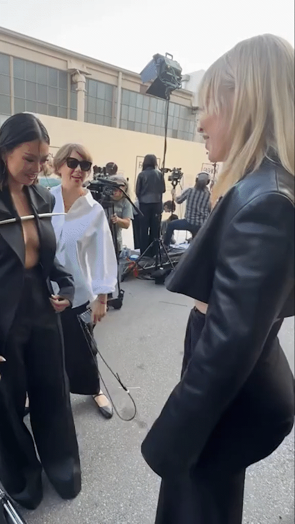 Natasha Bedingfield’s Hot Ass Steals the Spotlight in This Sultry Clip