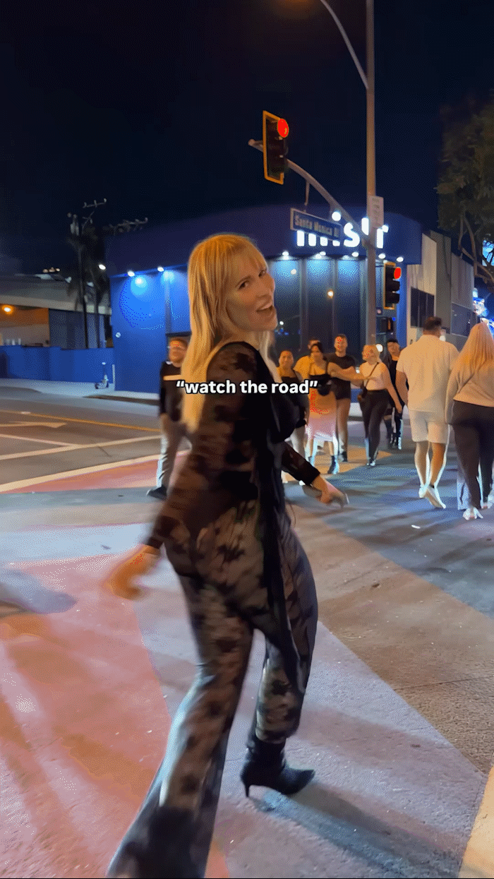 Natasha Bedingfield’s Hot Ass Steals the Spotlight