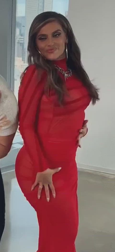 Nelly Furtado Shows Off Her Hot Ass in Stunning New Video