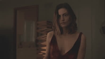Phoebe Tonkin’s steamy nude scene steals the spotlight in this captivating movie.