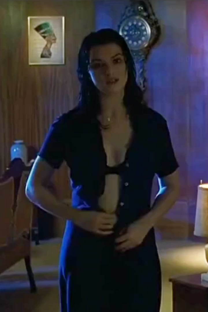 Rachel Weisz in a steamy nude scene that will leave you breathless