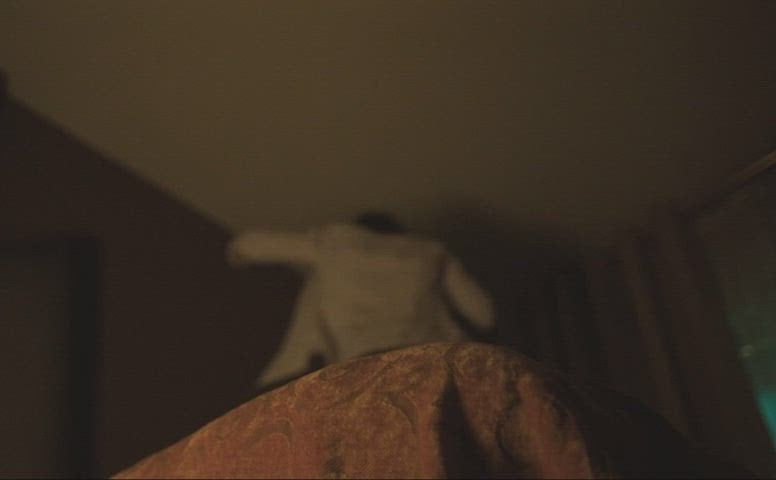 Rosamund Pike’s nude scene in A Private War (2018)