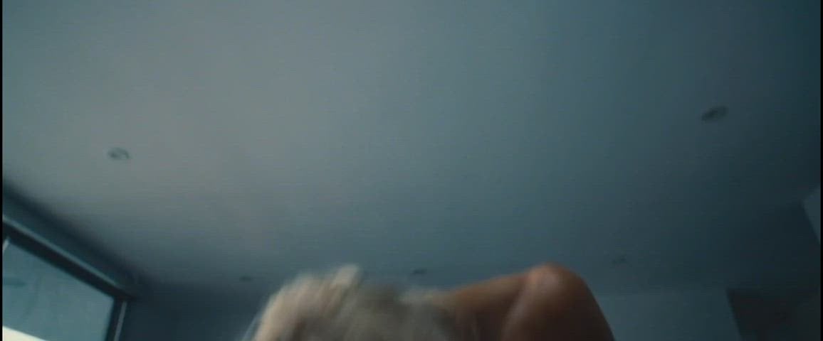 Sabina Gadecki’s Hot Scenes from Entourage (2015)