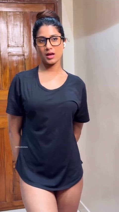 Shanu Dhekawa in a sizzling hot nude scene that will leave you breathless