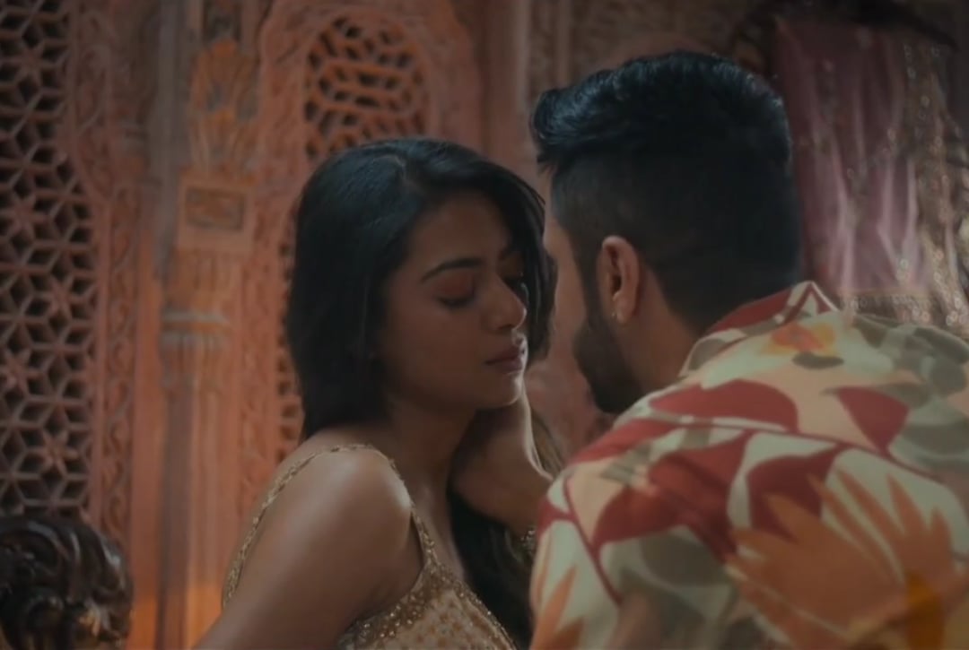 Shiwani Bhardwaj in a steamy nude scene from Kull: The Legacy of the Raisingghs (2025)