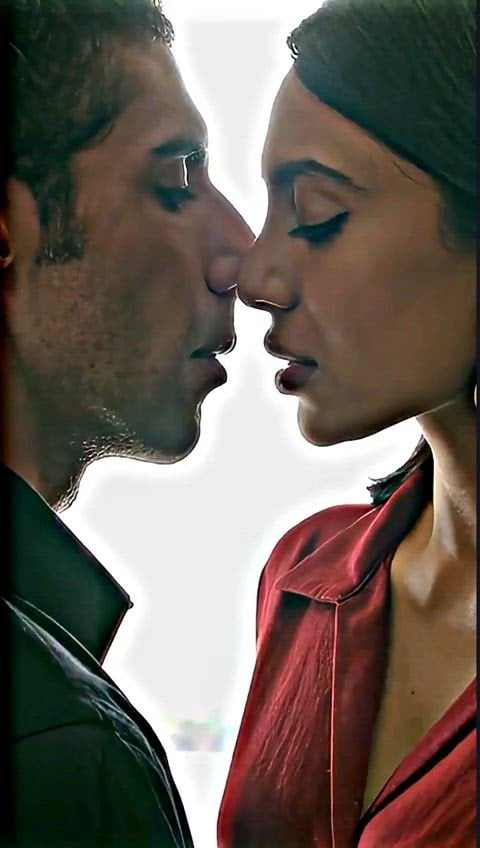 Sobhita Dhulipala’s Steamy Nude Scene in an Unforgettable Moment