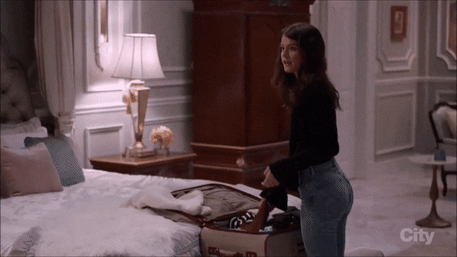 Sofia Black-D’Elia Shows Off Her Hot Curves and Irresistible Ass