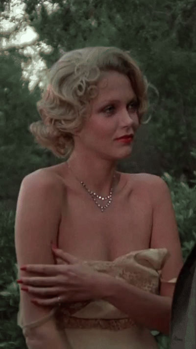 Susan Blakely’s Sizzling Transformation from Covered to Exposed