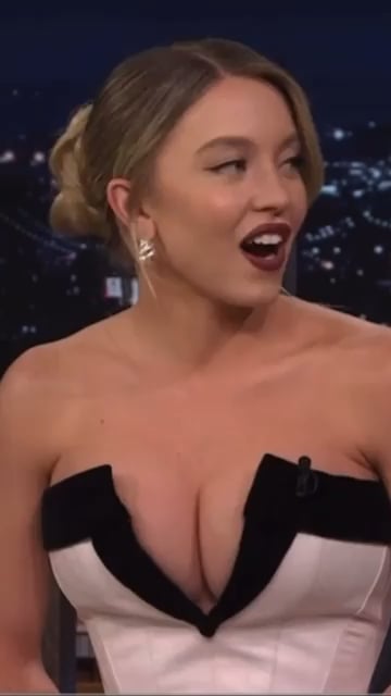 Sydney Sweeney Looking Hot and Sexy in Stunning Outfits