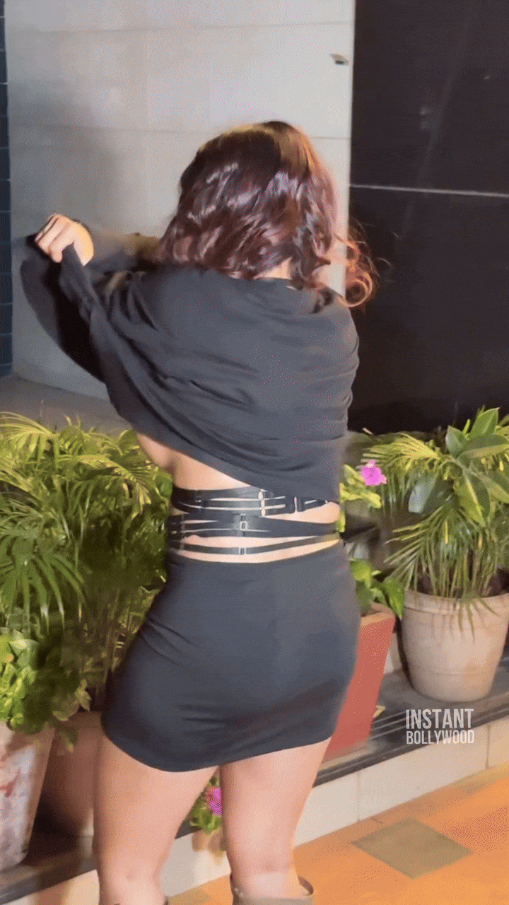 Taniya Chatterjee’s hot appearance in her latest project.