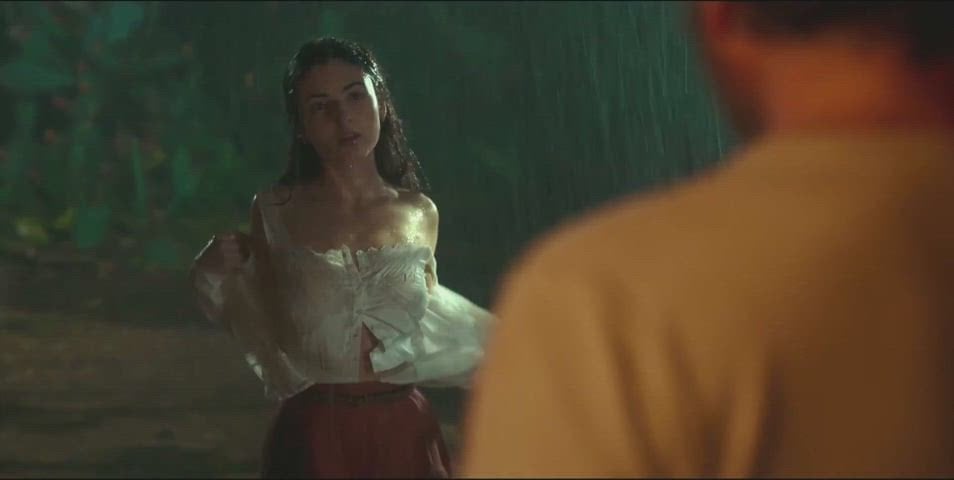 Tecla Insolia Turns Up the Heat in Scorching “With Clothes On” vs “With Clothes Off” Showdown