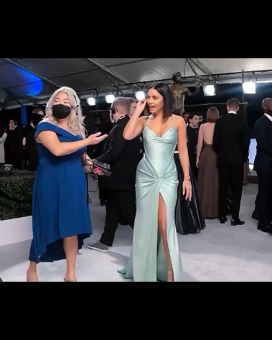 Vanessa Hudgens Shows Off Her Hot and Sexy Style