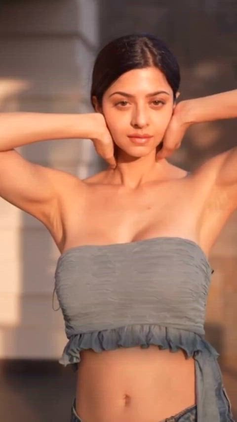 Vedhika Kumar’s Steamy Nude Scene in a Sizzling Hot Movie