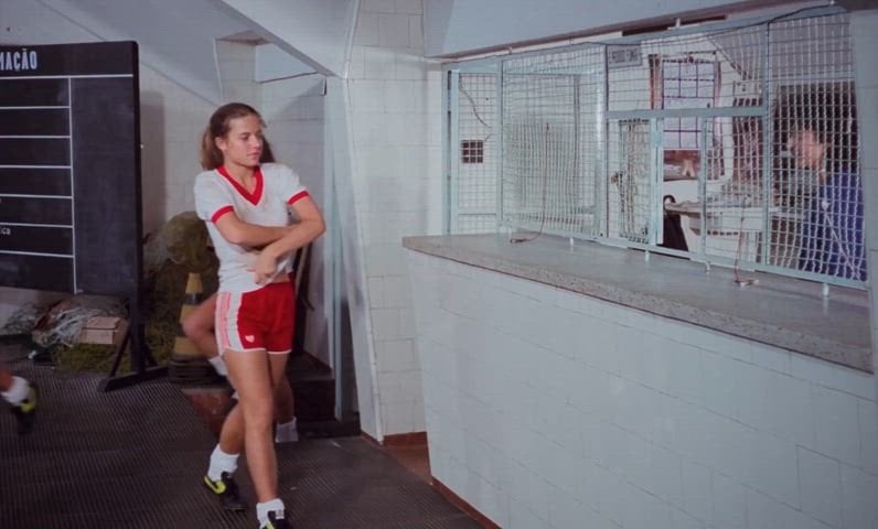 Vera Zimmermann and Carla Camurati in a nude scene from Onda Nova (BR1983) featuring post-game communal showers