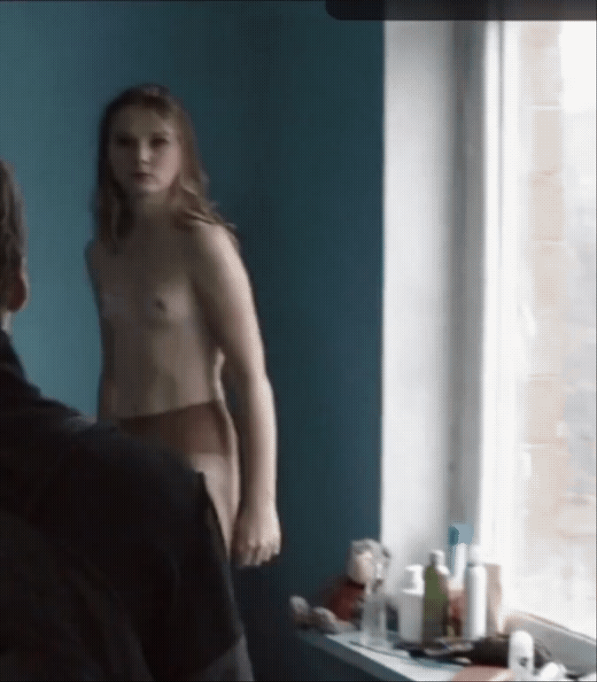Yana Novikova from The Tribe Nude Pussy Reveal Video