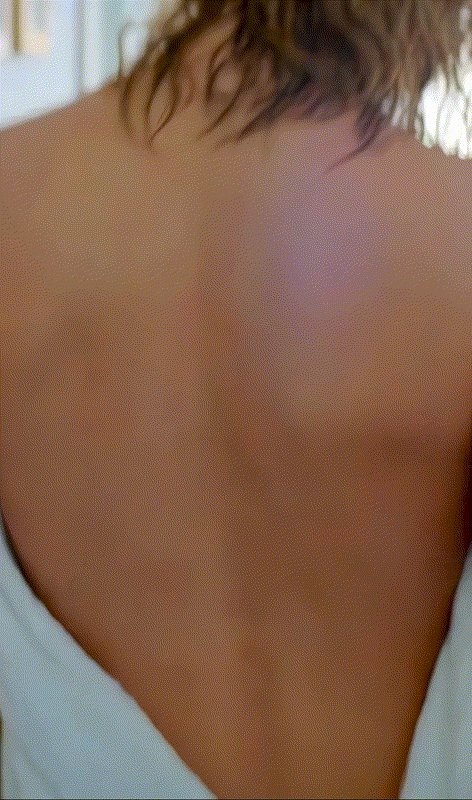 Yvonne Strahovski Shows Off Her Hot Ass in a Sultry Bedroom Scene