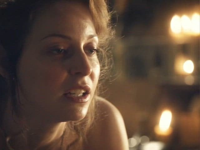 Esme Bianco’s nude scene in Game of Thrones S01E05