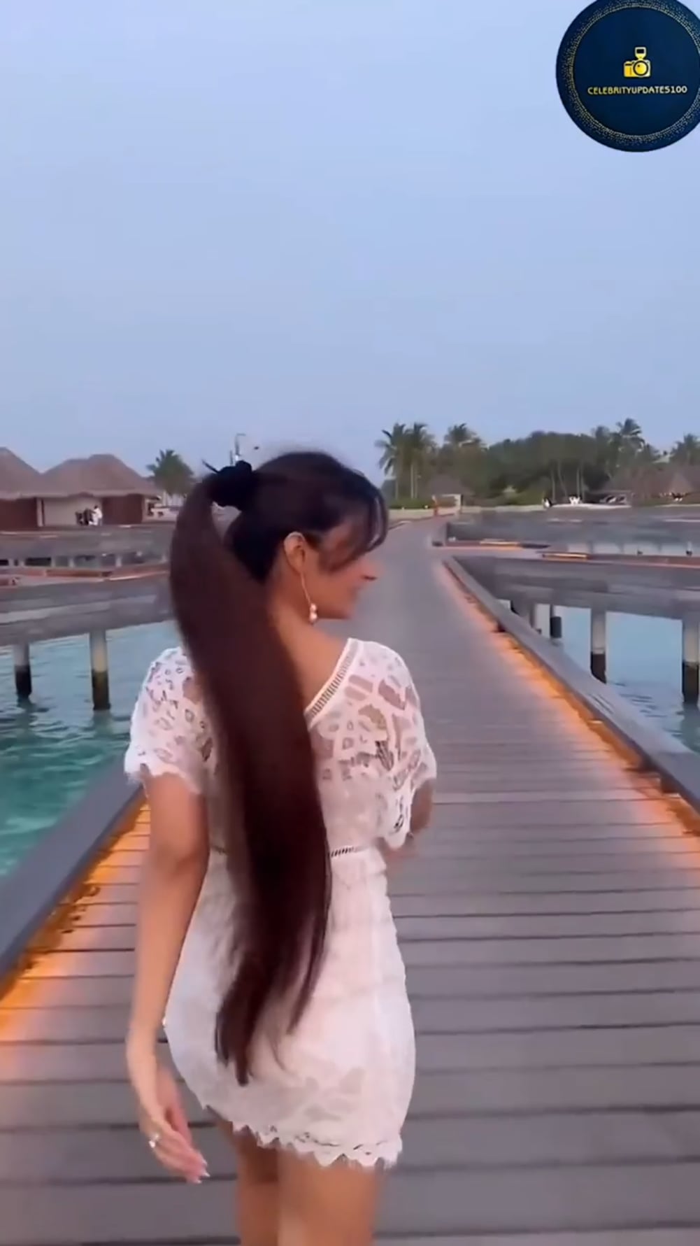 Hot Dhanashree Verma Shows Off Her Sexy Style