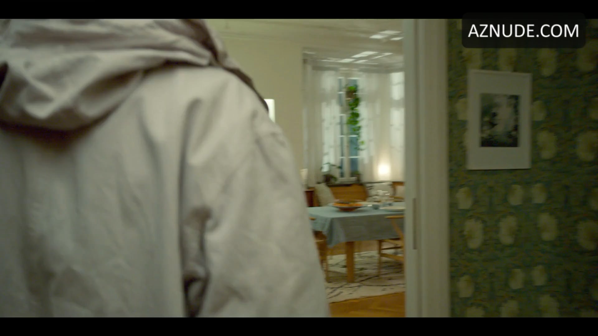 Ida Engvoll’s steamy nude scene from Love and Anarchy (2020) S01E03