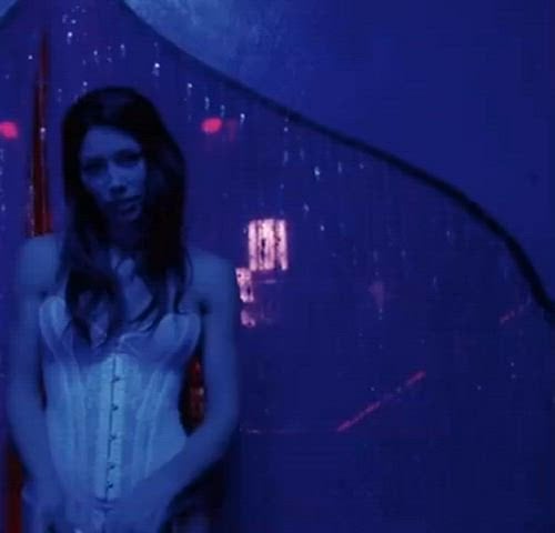 Jessica Biel’s Hot Ass Steals the Show in This Sultry Clip