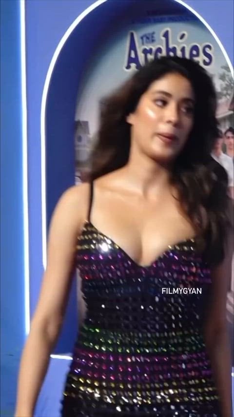 Jhanvi Kapoor’s Hot and Steamy Nude Scene in the Latest Movie