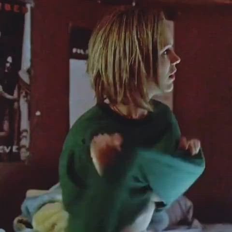 Kristin Proctor’s nude scene in The Wire season 2 episode 4 (2003)