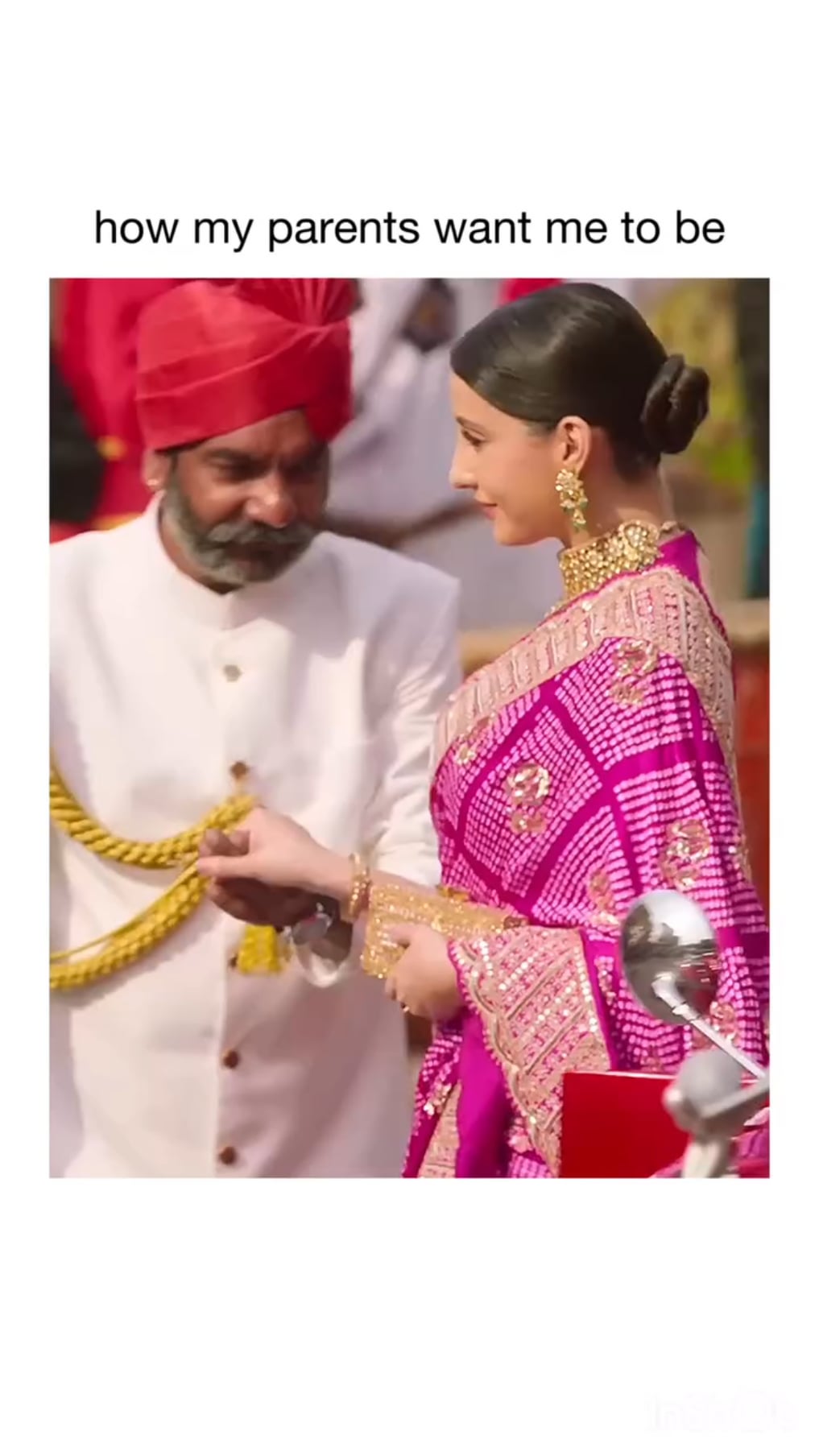 Nora’s Hot and Sexy Cleavage Show