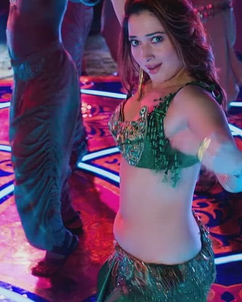 Tamannaah in a hot, sexy scene from Aaj Ki Raat 8K.