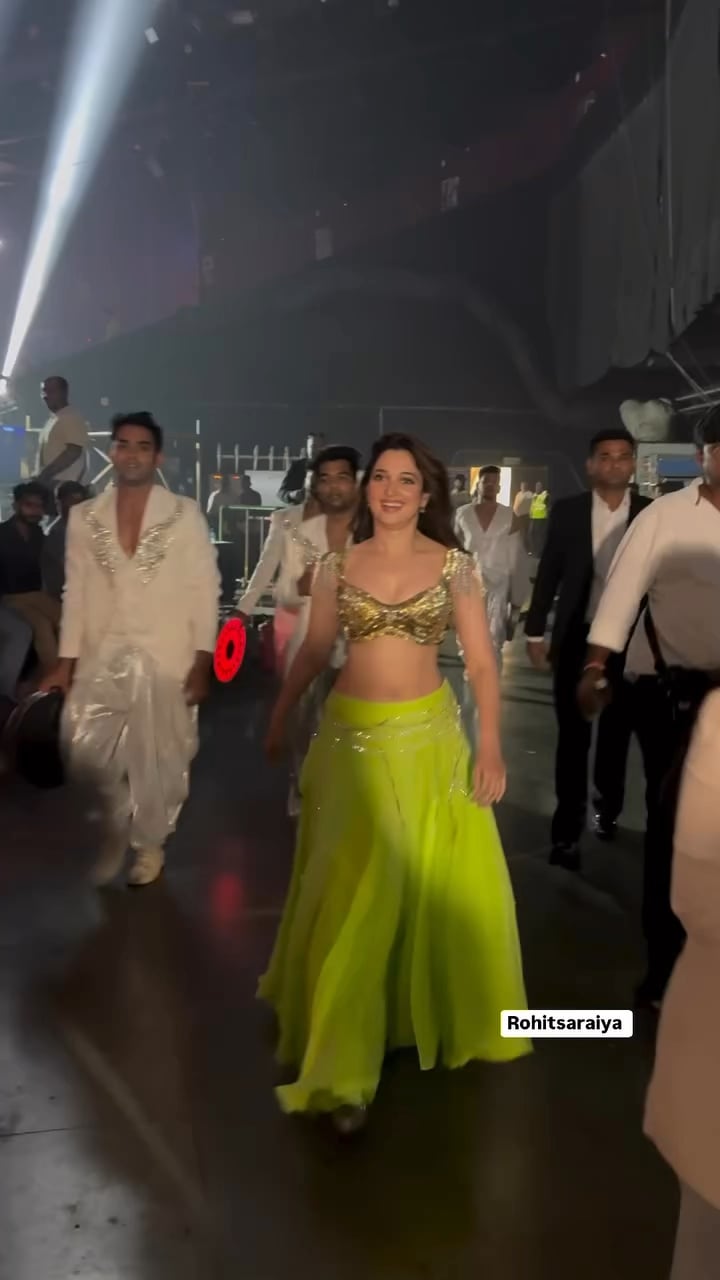 Tamannah Bhatia’s Hot and Sexy Looks