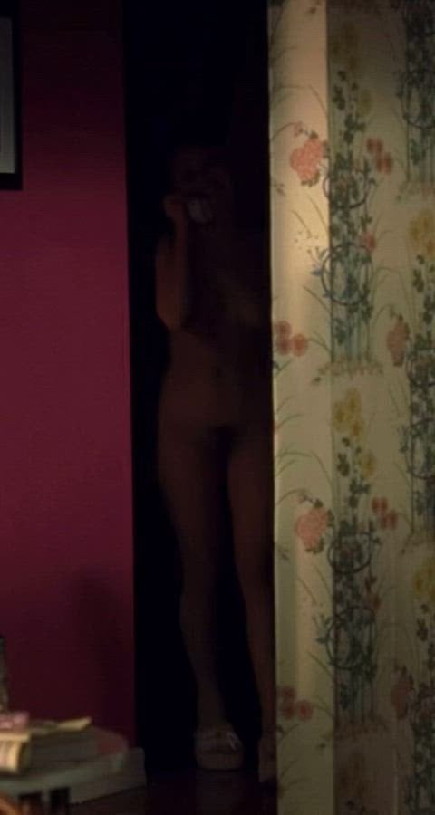 Alexis Dziena in a nude scene from Broken Flowers (2005)
