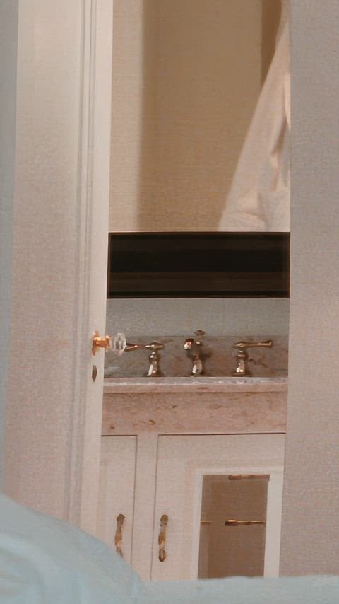 Amanda Seyfried’s Hottest Moments Unveiled