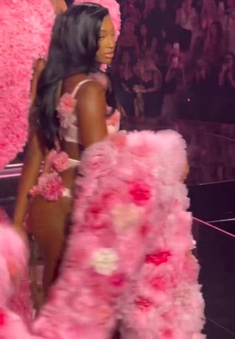 Angel Reese Shows Off Her Hot Butt in Stunning Reveal