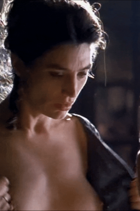 Angela Molina’s nude scene in Edipo Alcalde (1996)