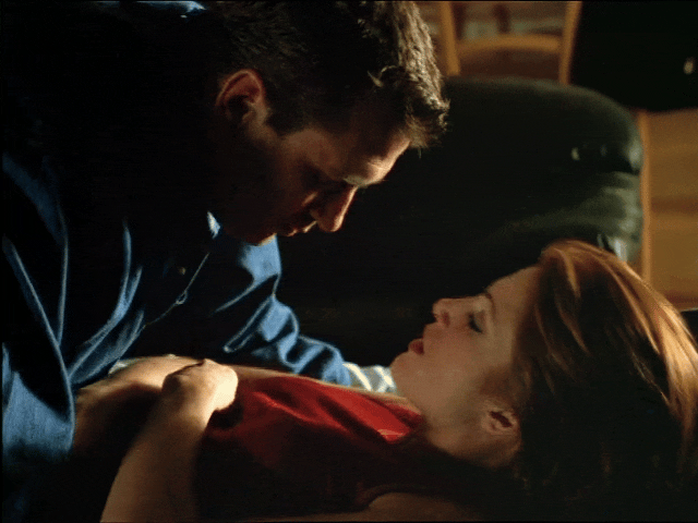 Angie Everheart’s nude scene in Bare Witness (2001)