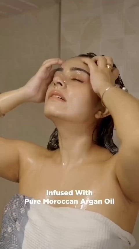 Apoorva Arora’s sizzling hot nude scene in her latest film