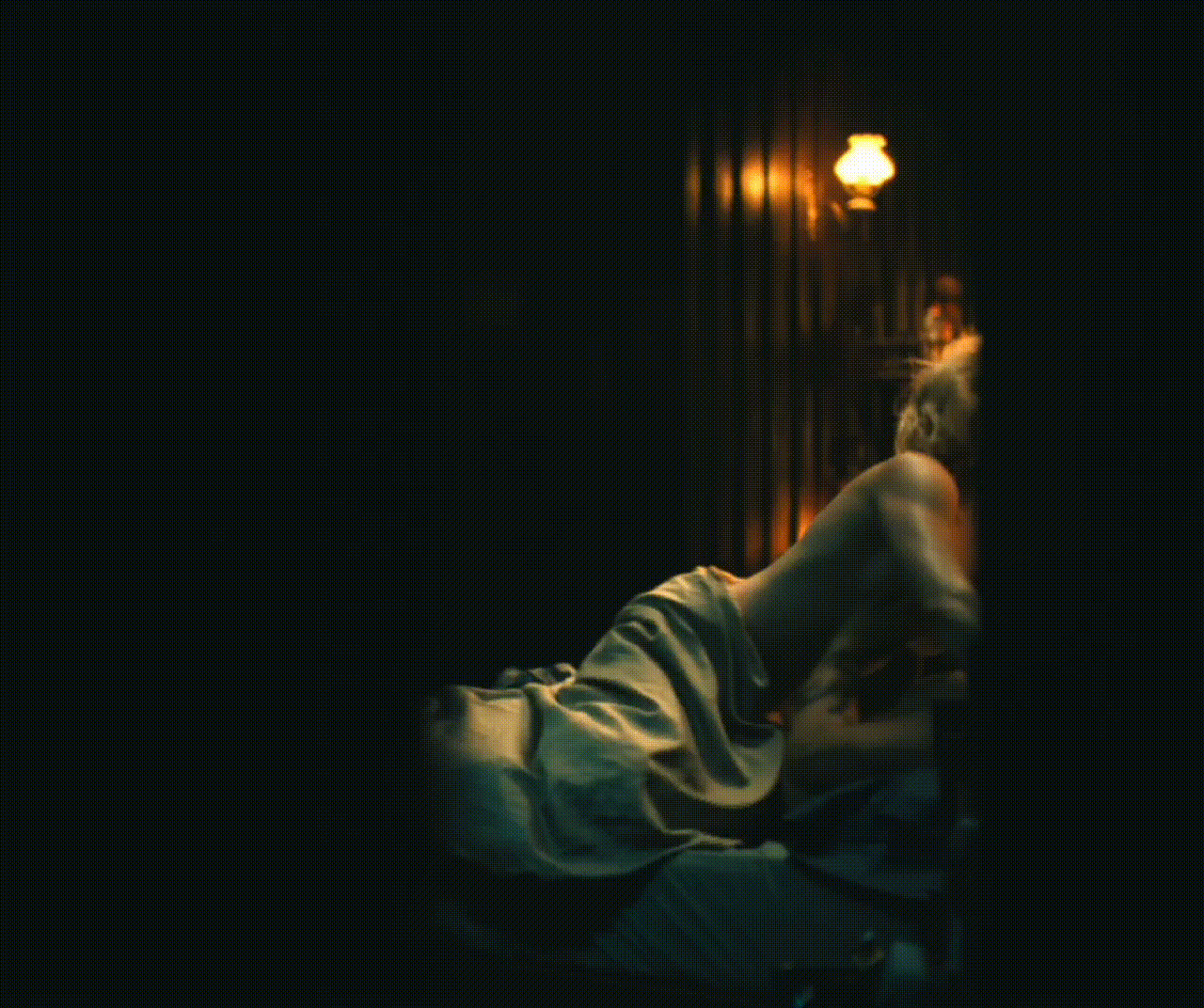 Carrie Coon’s nude scenes in The White Lotus Season 3 Episode 7