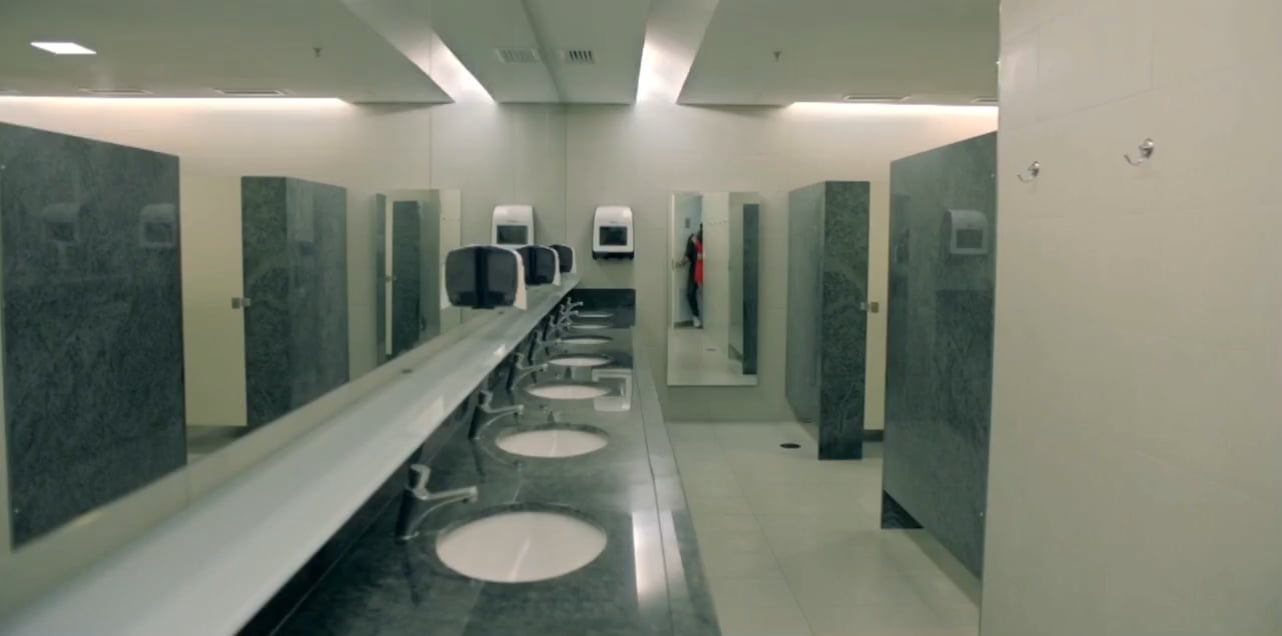 Clarice Falcão’s Steamy Nude Scene in Desnude