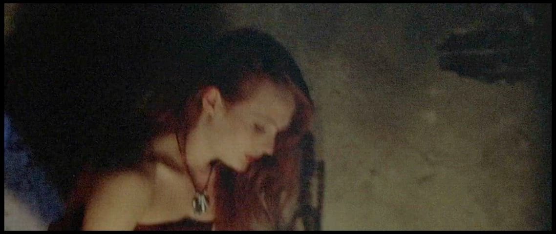 Daisy McCrackin’s Nude Scene in Halloween Resurrection (2002)