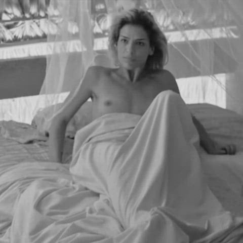 Daniela Schmidt’s nude scene in Chorus (2015)