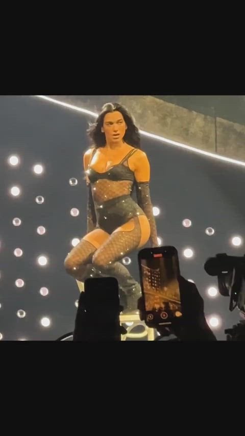 Dua Lipa’s Sexy Moments Showcasing Her Incredible Butt