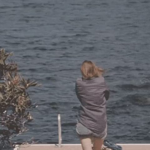 Elizabeth Olsen’s Hot Ass Steals the Show in Martha Marcy May Marlene