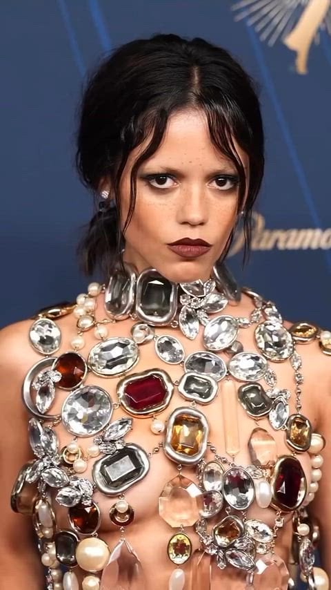 Jenna Ortega Goes Wild in a Steamy Hot Clip