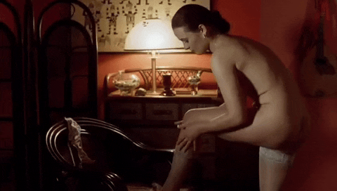 Joanna Jedredek’s nude scene in Nic smiesznego (1995)