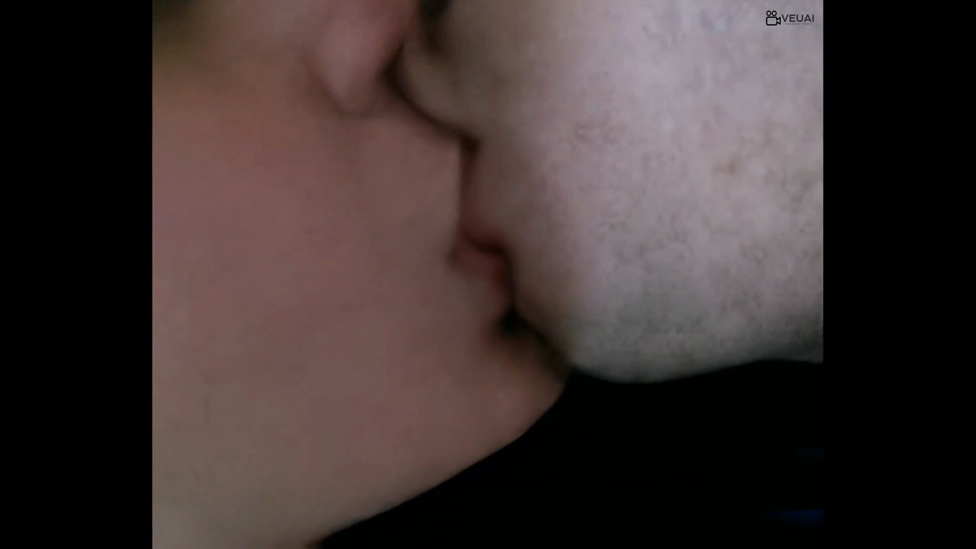 Kareena Kapoor Khan and Shahid Kapoor heat things up in an unforgettable sex scene.