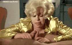 Lina Romay stars in ‘Entre pitos anda el juego’ with explicit nude and sex scenes.