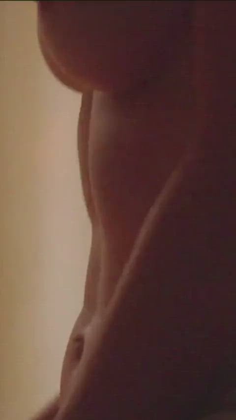 Lizzy Caplan’s Sultry Moments in Steamy Scenes